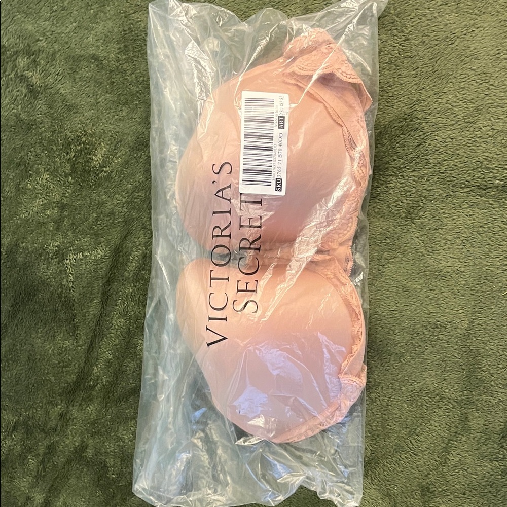 Victoria's Secret Lace Dusty Rose Blush Bra 40DD NEW IN PACKAGE